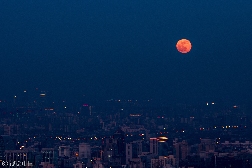 2019年1月21日,北京,夜空中"超级月亮"如约而至.图片来源:视觉中国