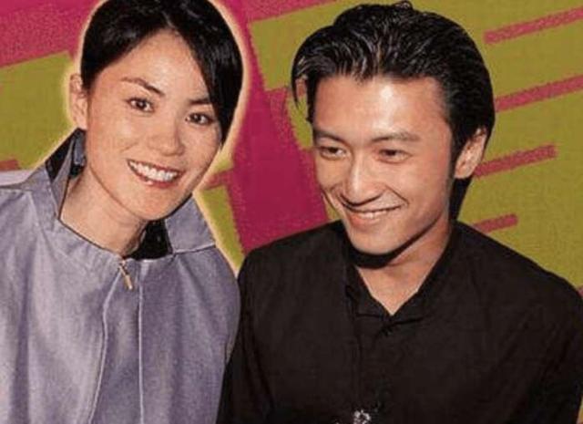 谢霆锋向女友求婚再遭拒 王菲直言:我和李亚鹏有个约定