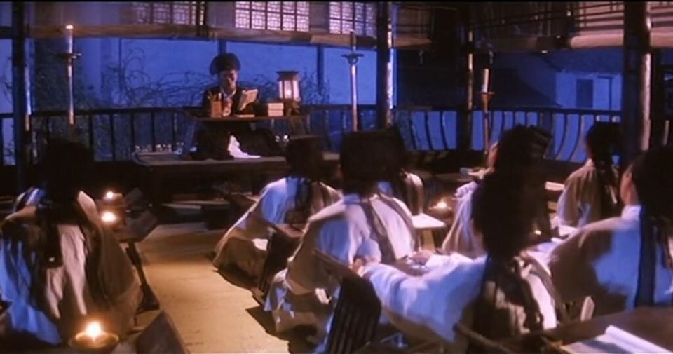 电影《青蛇》时隔多年, 方才明白明白小青与法海之间的事