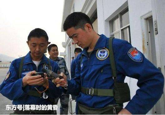 如果就好比能够独立驾驭三代机的飞行员来说,他们的军衔最低也是中尉