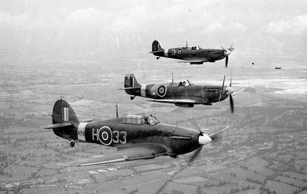 大不列颠空战:二战中规模最大的空战,英德双方实力对比