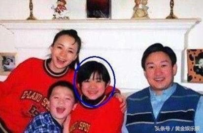 章子怡结婚2年与继女感情好,她结婚20年,与继女感情好