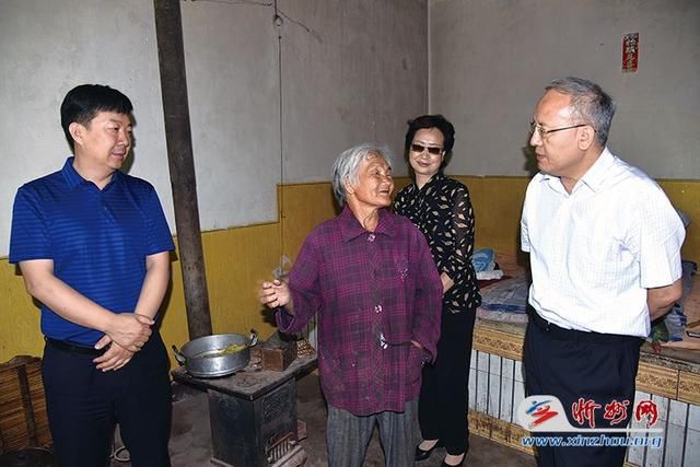 代县县委书记田永清在枣林镇调研脱贫攻坚工作