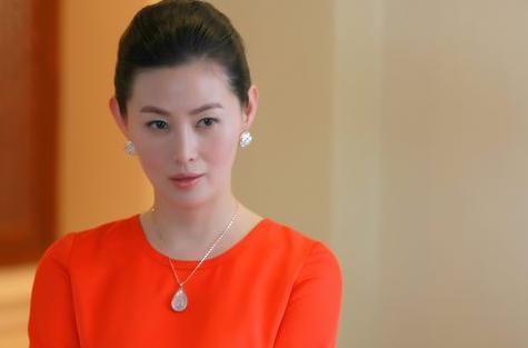 因演"潘金莲"一夜成名,与武松丁海峰传绯闻,今胖到认不出