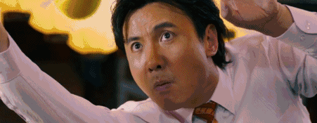 在新片《西虹市首富》中,搞笑包袱进一步升级,这一段扑球动作,真是形