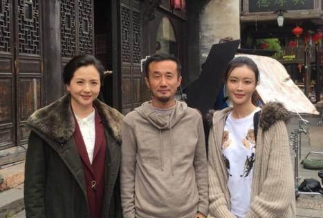 国家一级演员陶慧敏近照,事业巅峰期前夫去世,二婚丈夫身份显赫