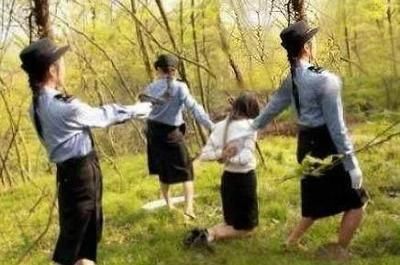 死刑犯行刑时为何用绳子"五花大绑"?绳之以法?还是另有其意?