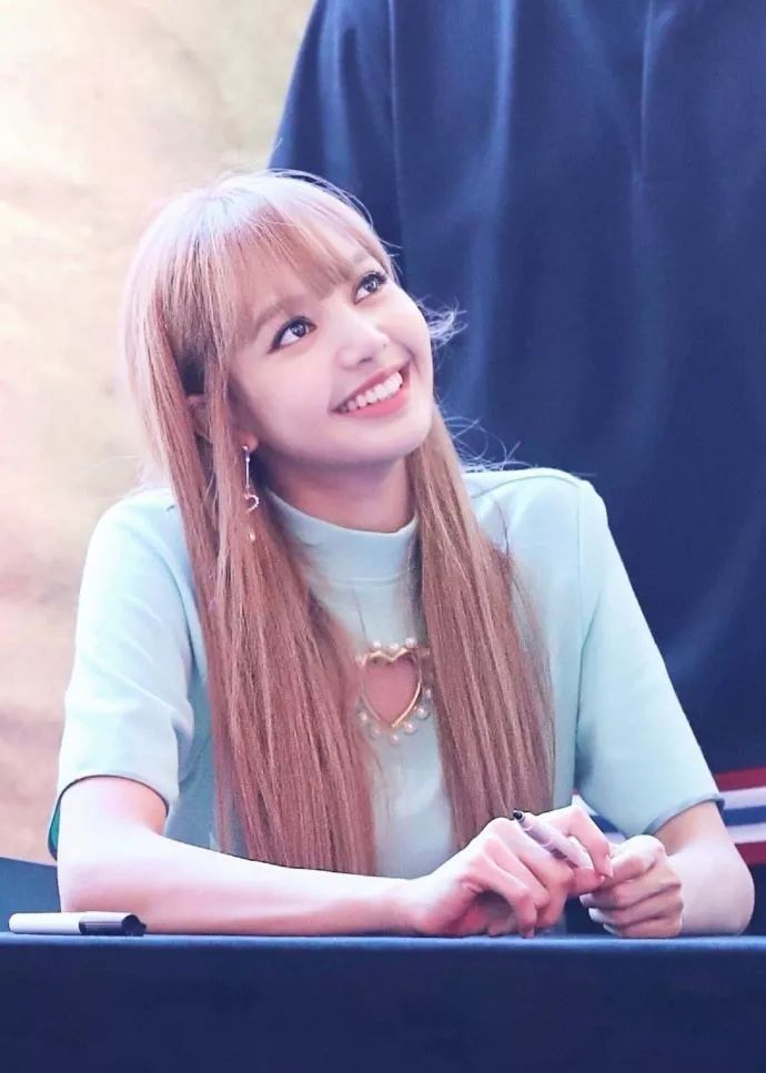 blackpink lisa