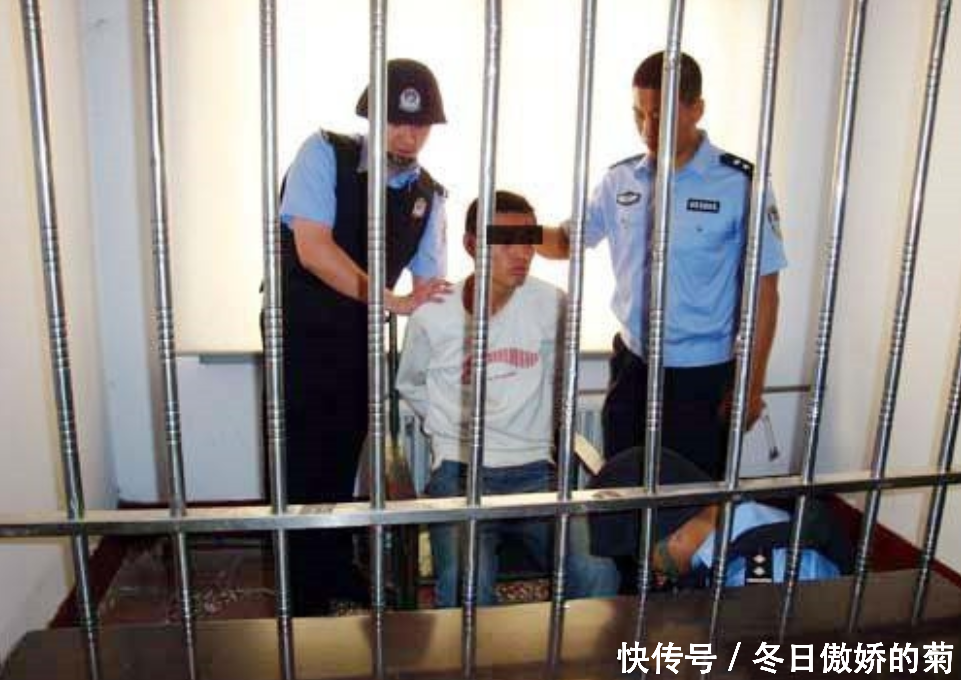 24岁山东"最美女保安"抓小偷被刺牺牲,80万人悼念,今仍被怀念