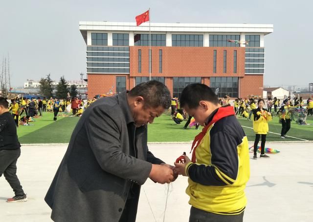 专访聊城市实验小学校长彭华言:真趣教化细无声,凯风著意桃成行
