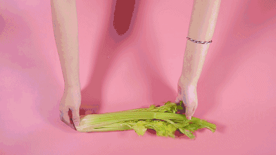 芹 菜 芹菜的保鲜只需要一个关键元素--水.