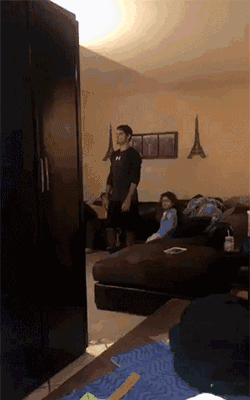 搞笑gif:谁敢给我生个孩子,我也想试试!