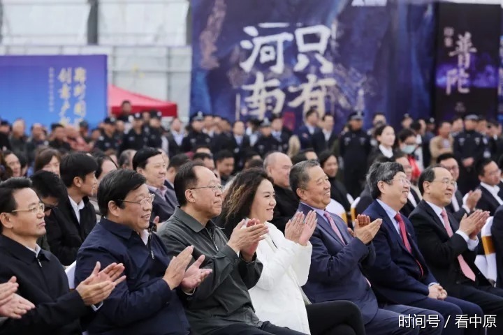 10月12日上午, 建业集团携手著名导演王潮歌倾力打造的《只有河南》