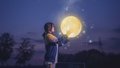 太美了！地理老师制作月球模型 为学生拍摄氛围感大片