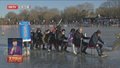 打卡什刹海冰场 感受冰雪嘉年华