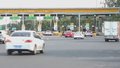 假期首日 机场铁路公路客流持续高位 相关部门全力保障旅客平安出行