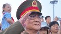 95岁的抗战老兵戴海山 从唐山赶来天安门看升国旗