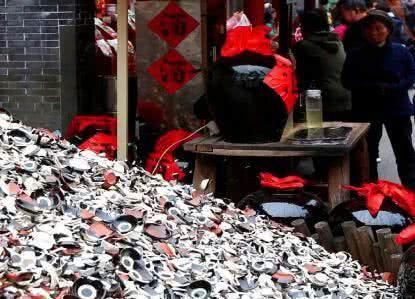 抖音现最美空姐,颜值甩温婉十条街,网友:这才是