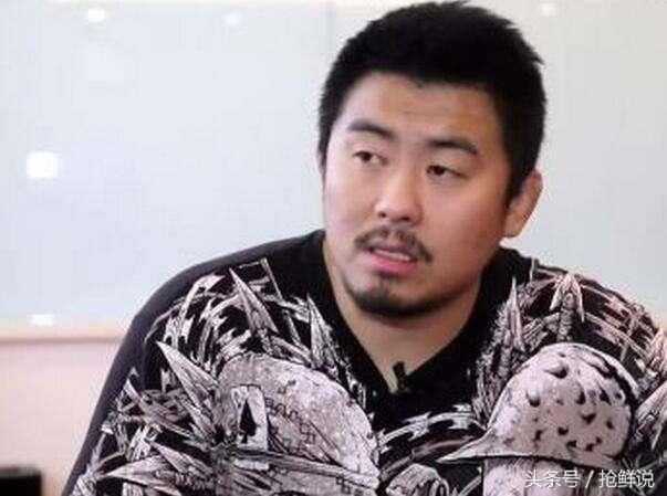 习武大师挑战徐晓冬 被徒弟40秒KO了3次