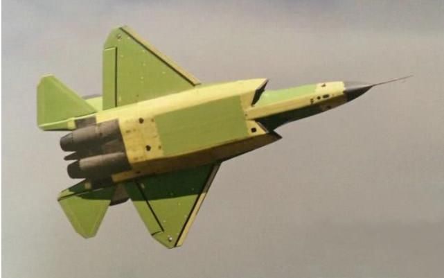 歼31最新构型曝光,战斗力堪比歼20