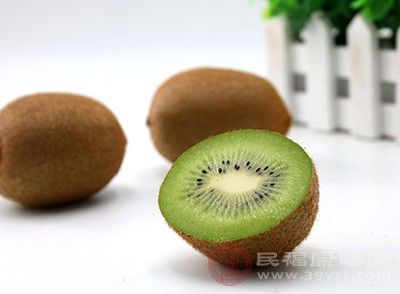 晚上吃火龙果会长胖吗 晚上吃这些水果可以瘦