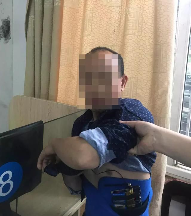 吉安:男子科目一考试利用高科技设备作弊,被井