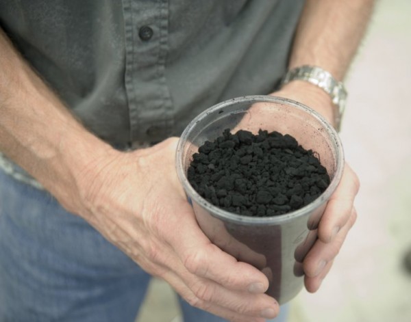 美科学家找到石墨烯量产的新方法 而且还很便宜