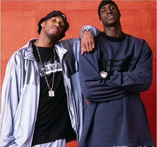 梦回青春时刻!麦迪发微博晒与加内特合影