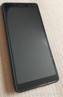 十分耐用!诺基亚7plus续航能力很强,电池给力
