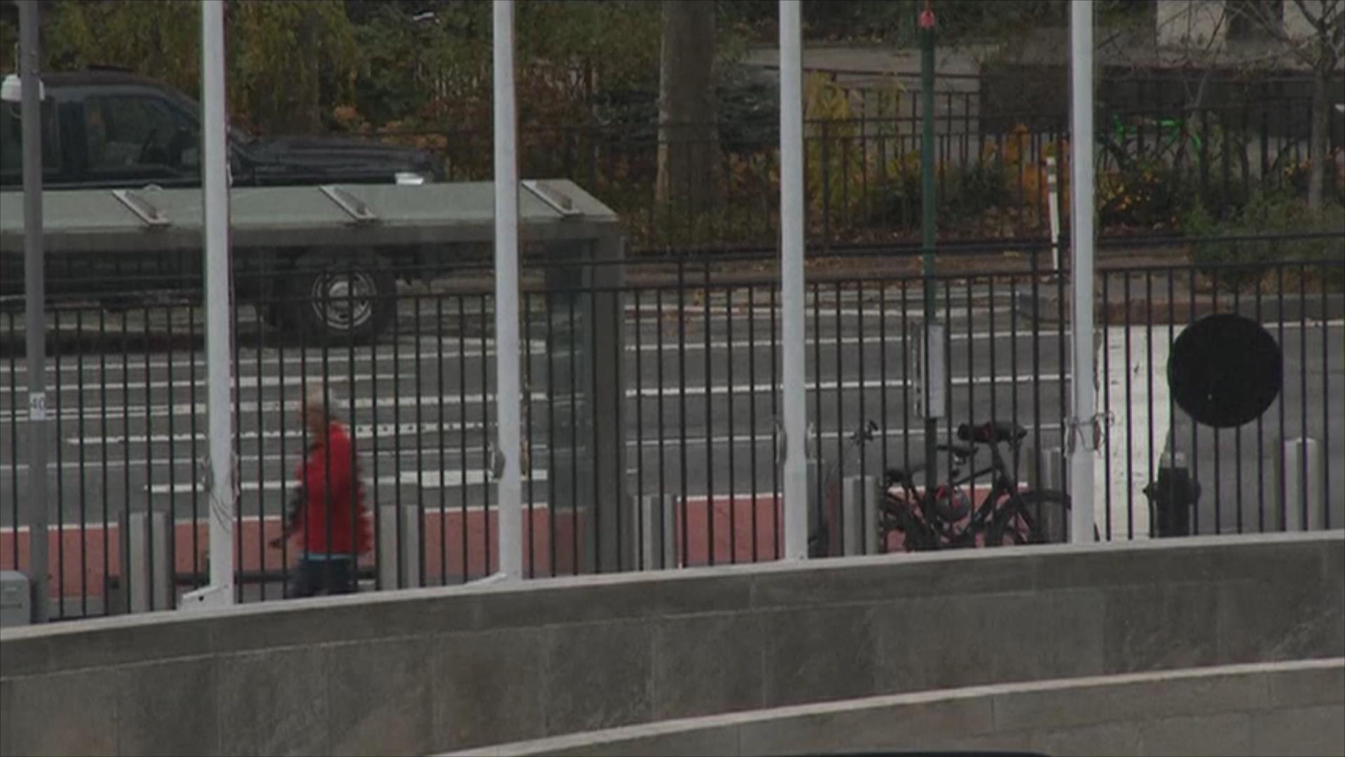 纽约联合国总部外一持枪男子被逮捕