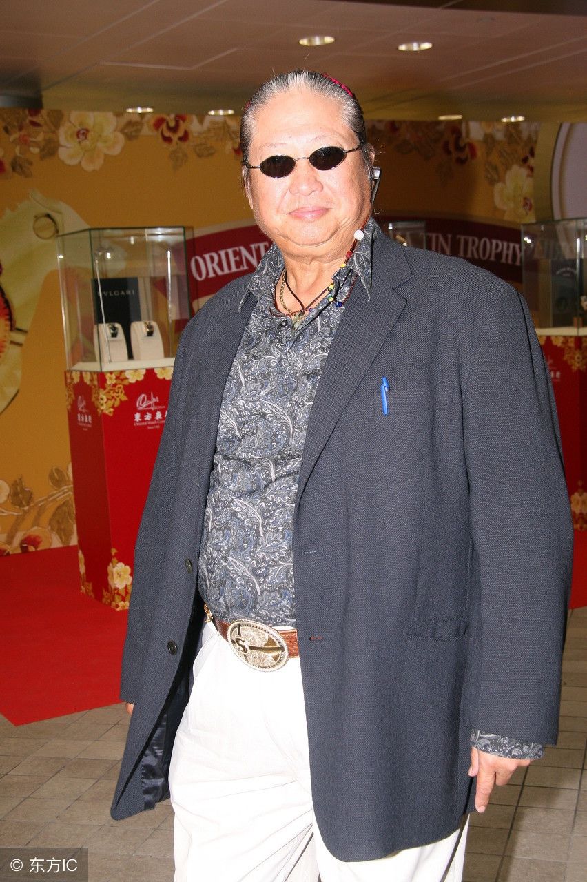 李连杰,成龙,洪金宝现在的照片对比年轻的照片