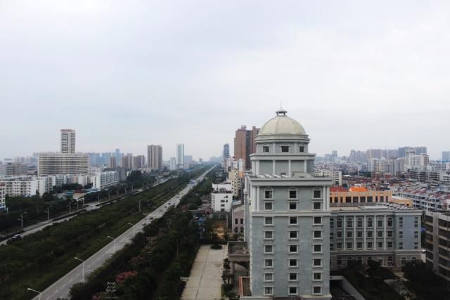 实拍广西最漂亮的沿海城市北海,未来有可能发