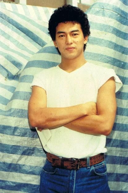 妹妹是多料影后,一代武打巨星家中暴毙多日后才被发现,年仅55岁