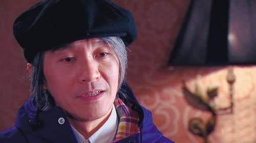 周星驰为什么不染头发?朱茵的一句话令人心酸