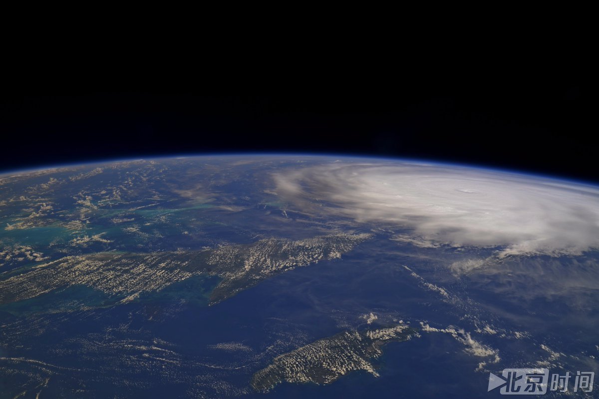 美国国家飓风表示，9日或10日可能夹带具有高度杀伤力的狂风骤雨，而首当其冲的“最糟糕受灾点”，可能就是佛罗里达州大城迈阿密。