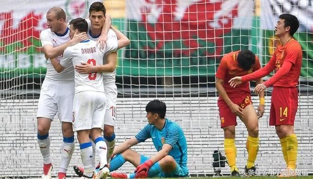 捷克在赛后指出中国足球球员水平差的原因!说