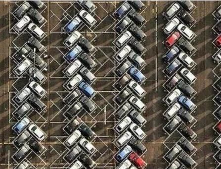 日本停车位的逆天设计,看完就觉得中国停车位
