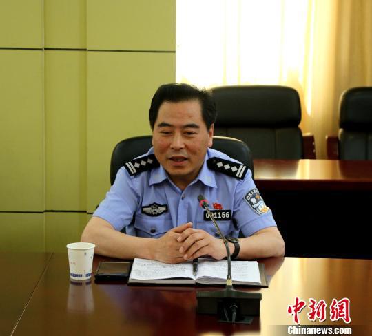 近日,湖北恩施州副州长,州公安局党委书记,局长程建宏走访慰问了卢在