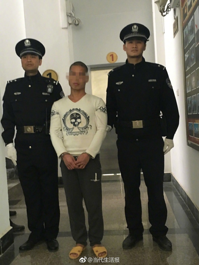 南宁女子骑电车被人飞踹案开庭 嫌犯否认抢劫 南宁女子骑电车被人飞踹案开庭 嫌犯否认抢劫