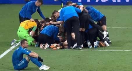 俄罗斯出局:未靠裁判能进8强已是奇迹 超模为