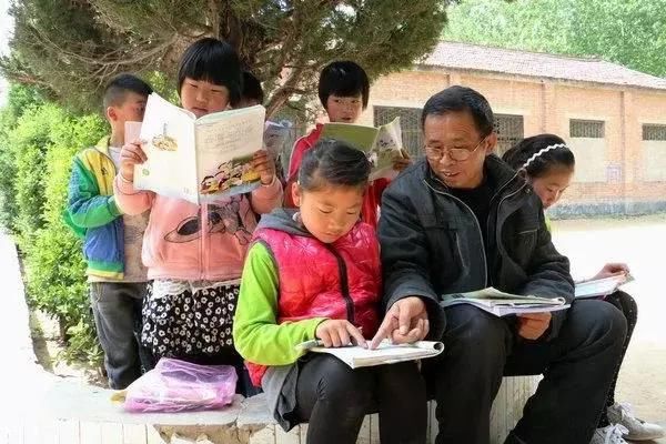 2018年教师职称评审变化:学校评职称新办法