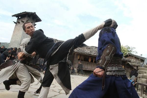 盘点那些四川话的电影 让子弹飞 疯狂的石头