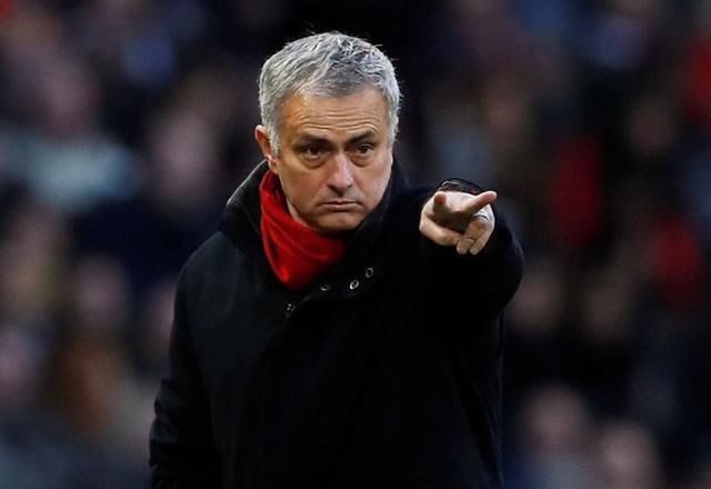 曼联迫于引援助资金限制 已暂停和穆里尼奥的续约工作