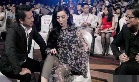 贵圈到底有多乱,用华姨几张照片就能说明,网友