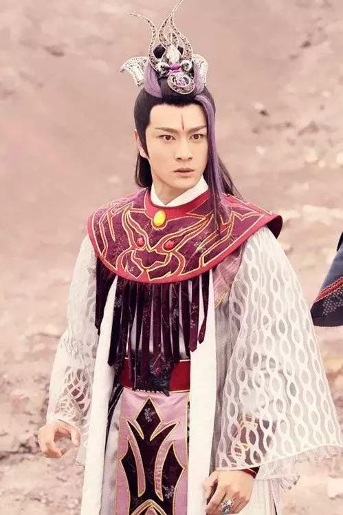 男星化花钿妆画风如何?杨洋气质柔媚,如来给人