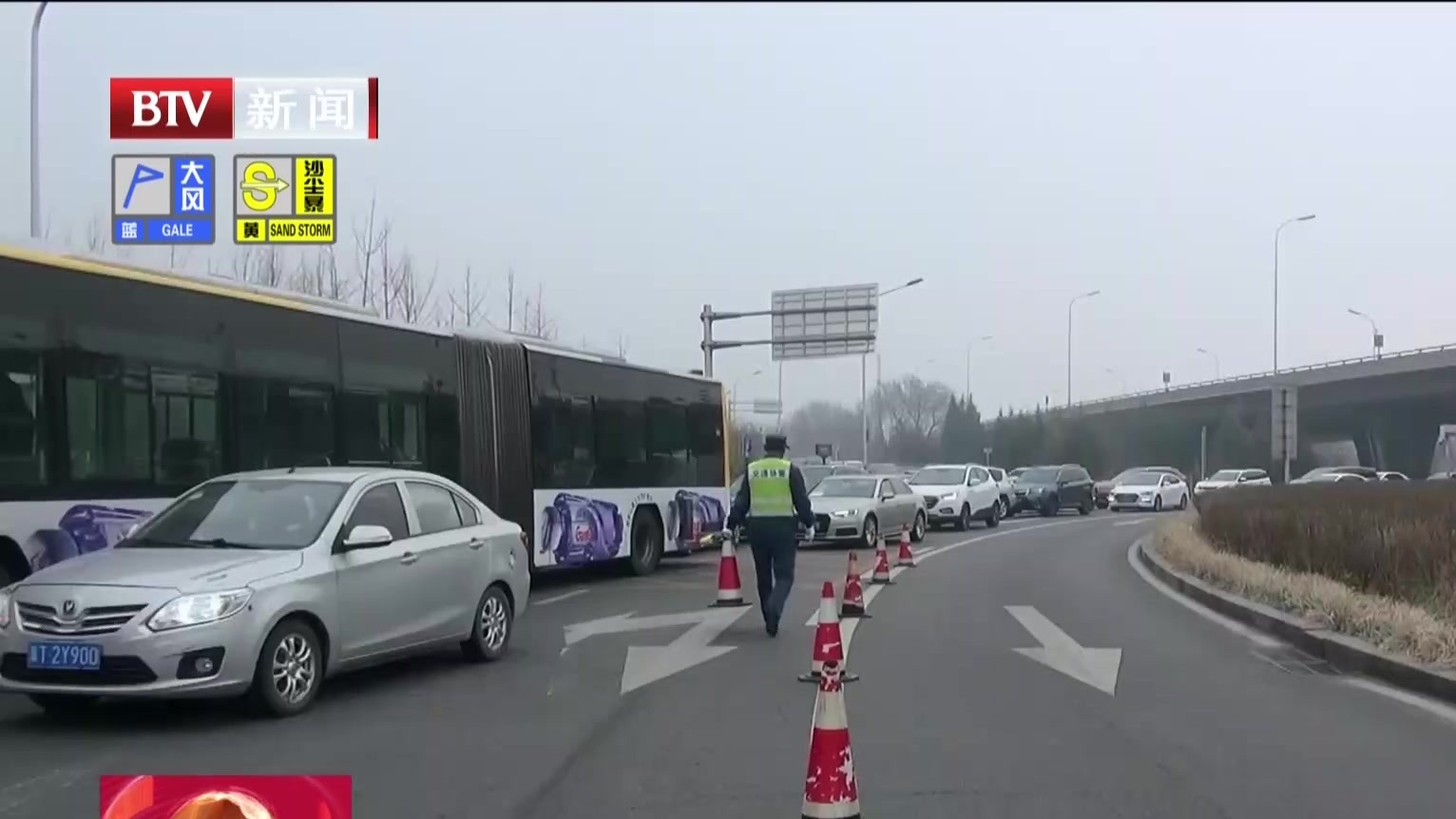 香山及植物园进入最佳桃花观赏期 海淀打通道路微循环 香山及植物园进入最佳桃花观赏期 海淀打通道路微循环