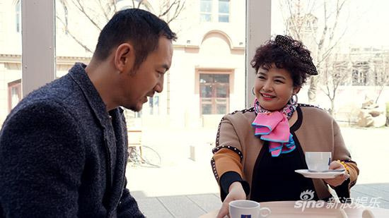 王澜《和妈妈一起谈恋爱》甜蜜收官 热恋似少女