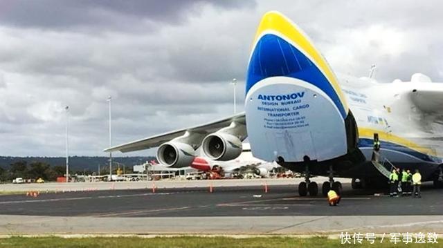 全球最大的飞机,能装下一列火车,降落时需要3