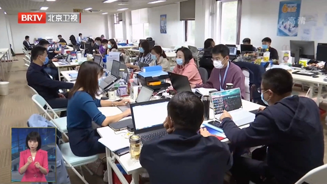 北京冬奥村节日期间人员设备不停休