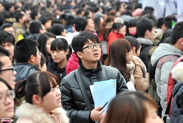 公务员面试,面试官问为何报考这个岗位?90后